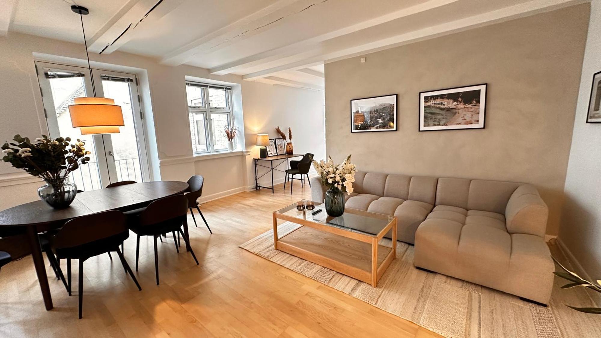 Lovstraede Apartments From 1 To 6 - Carolinas Apartments コペンハーゲン エクステリア 写真