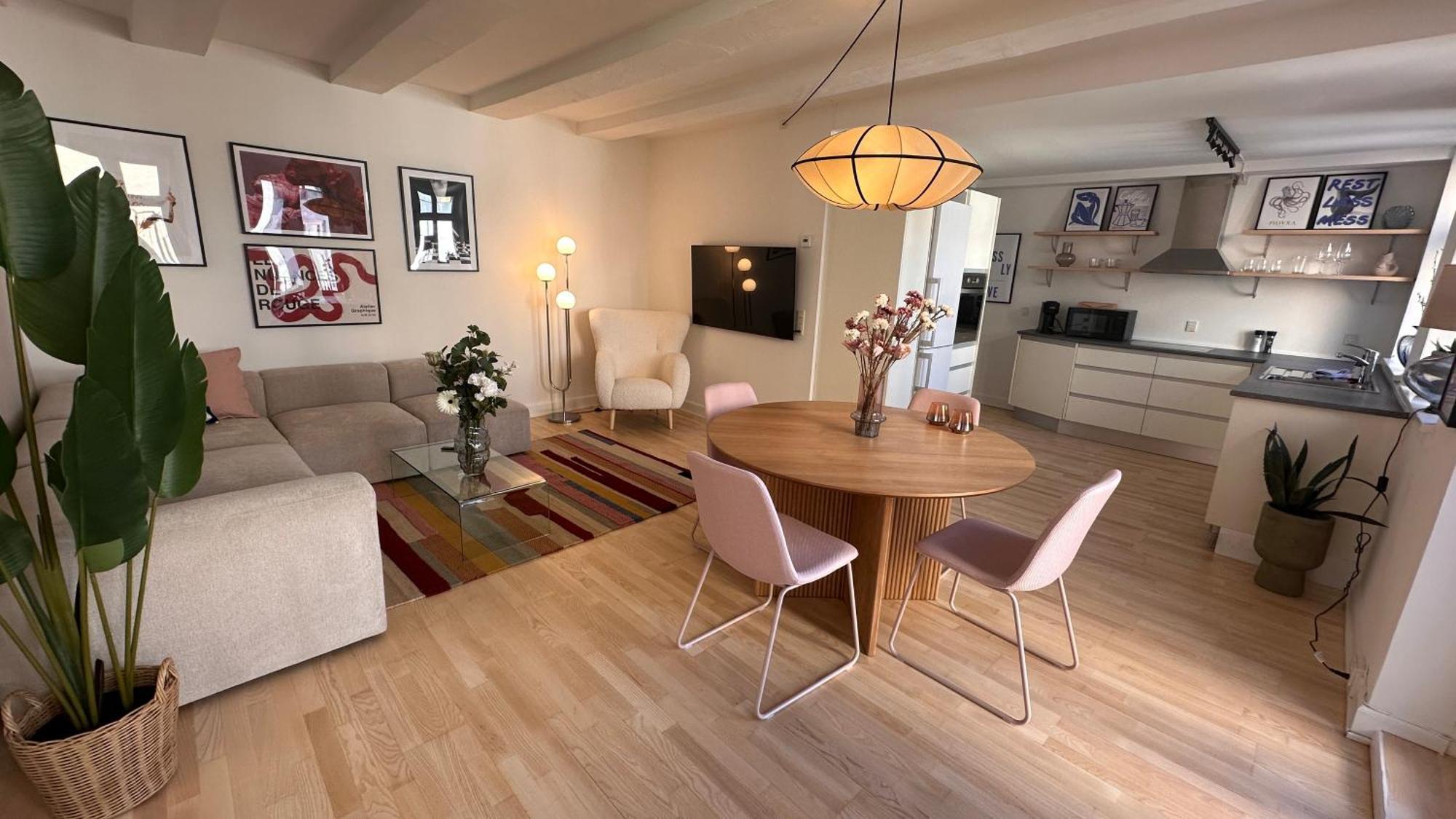 Lovstraede Apartments From 1 To 6 - Carolinas Apartments コペンハーゲン エクステリア 写真